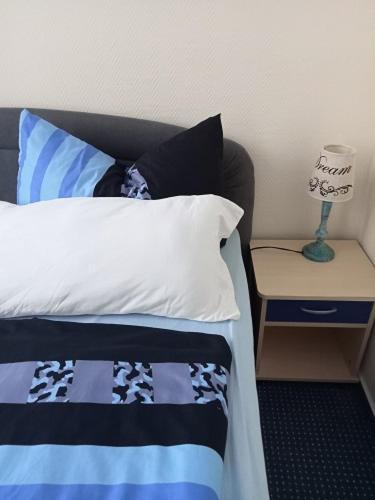 Haus Troja Otel Rostock Dış mekan fotoğraf