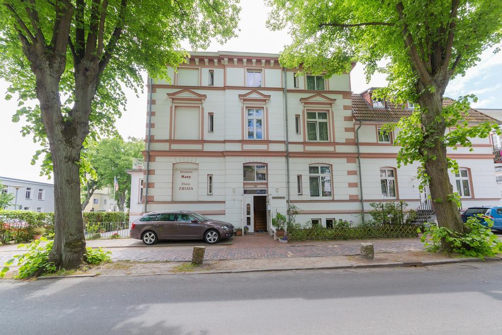 Haus Troja Otel Rostock Dış mekan fotoğraf